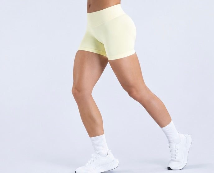 Beauty 4.5" Shorts